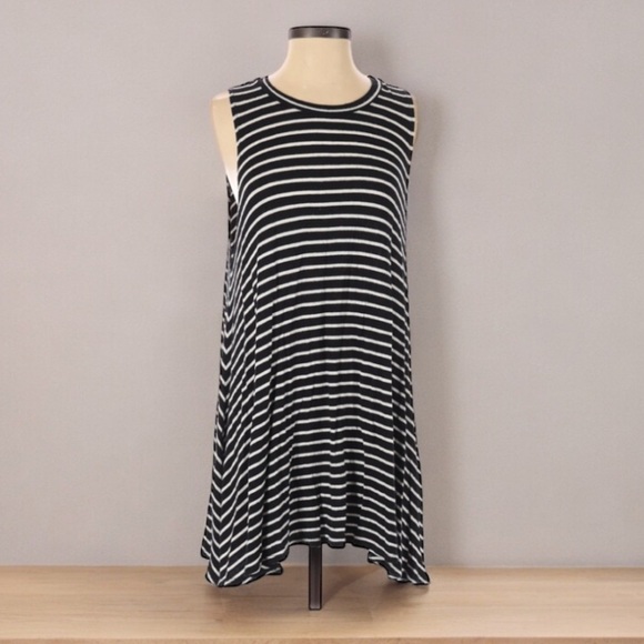 See you Monday Flowy Dress | SIZE S - Picture 1 of 6